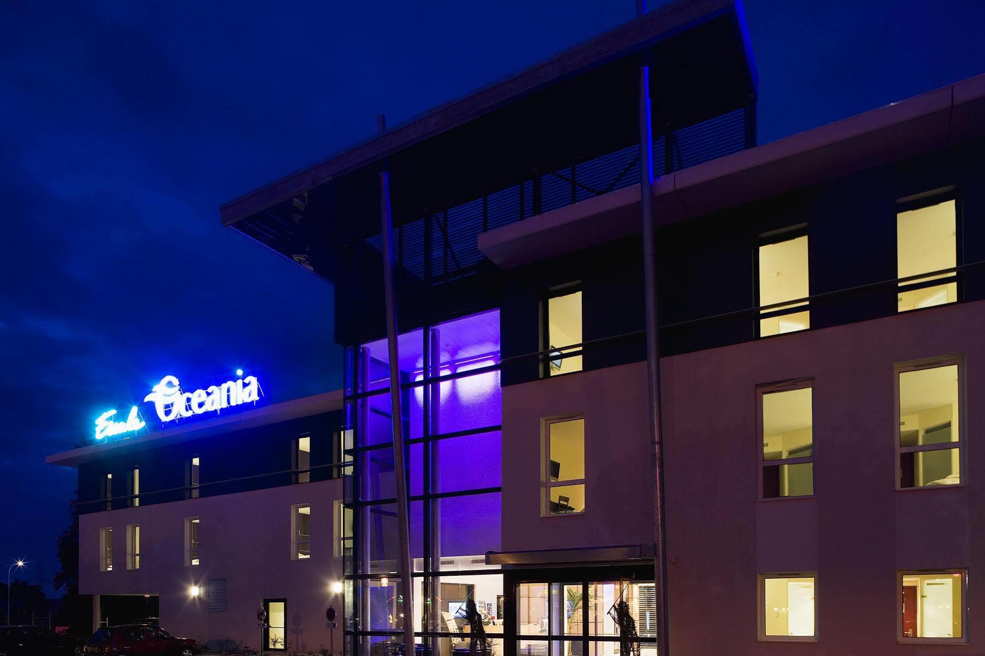 Escale Oceania Rennes Cap Malo Hotel La Meziere Exterior photo